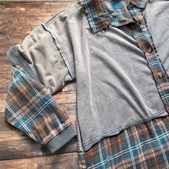 🙂Oli & Hali Layered Plaid Sweatshirt Flannel Oversized Raw Hem Grunge Smile | L - Picture 4 of 9